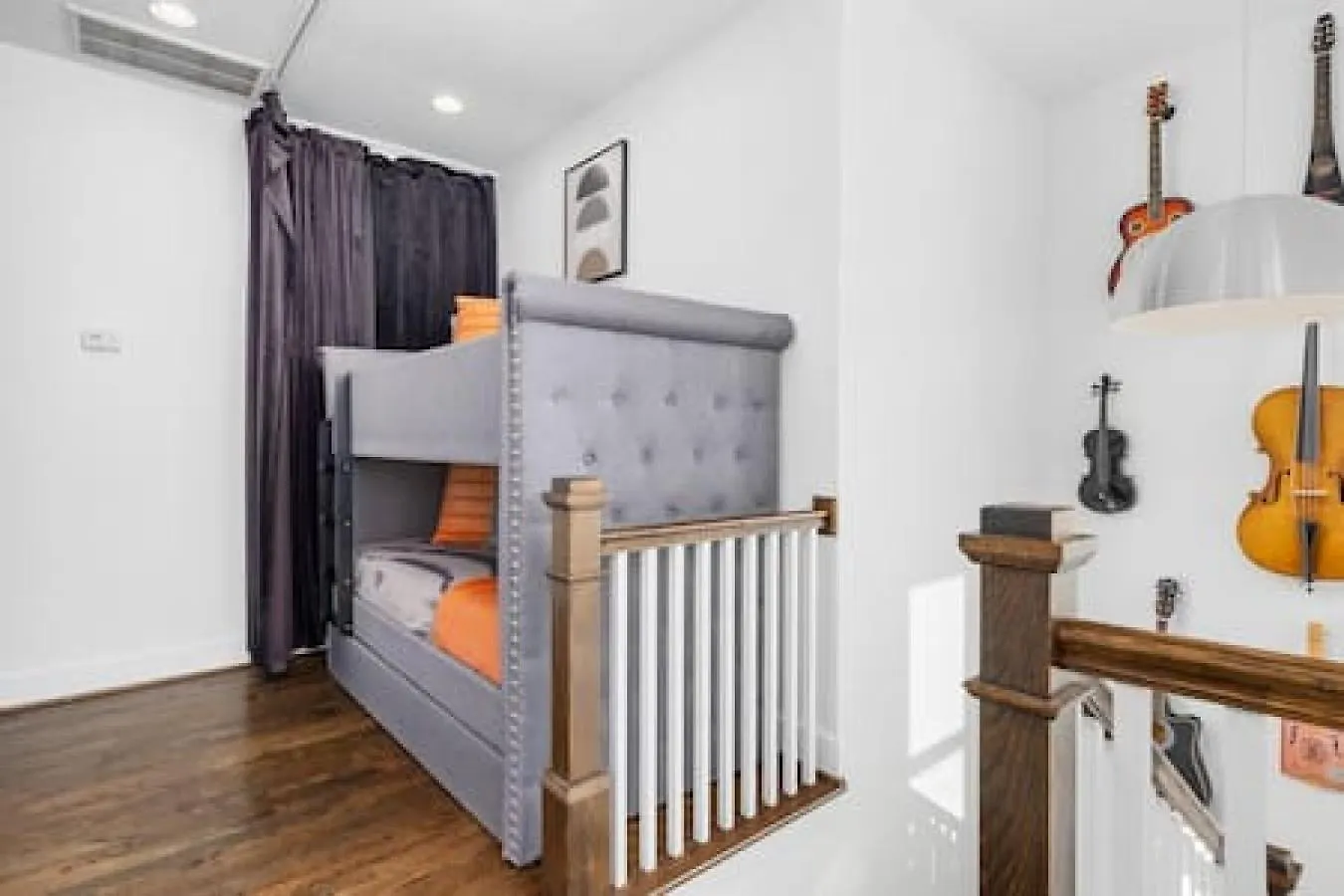 In The Heart Of 12 South And Belmont 5 Beds 3 Bedrooms And 3 Full Bathrooms Nashville Holiday home