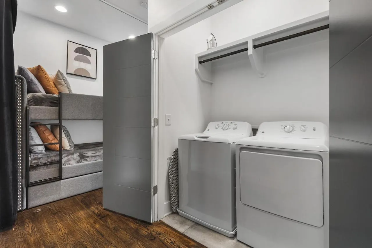 Holiday home In The Heart Of 12 South And Belmont 5 Beds 3 Bedrooms And 3 Full Bathrooms Nashville